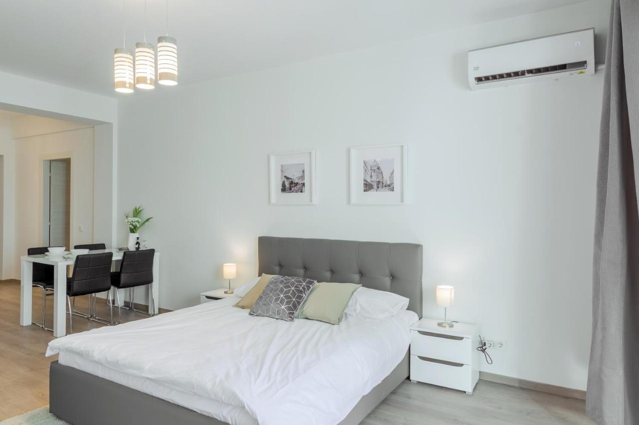 Atlas Unirii: Upscale Flats In The Heart Of Bucharest! Ngoại thất bức ảnh