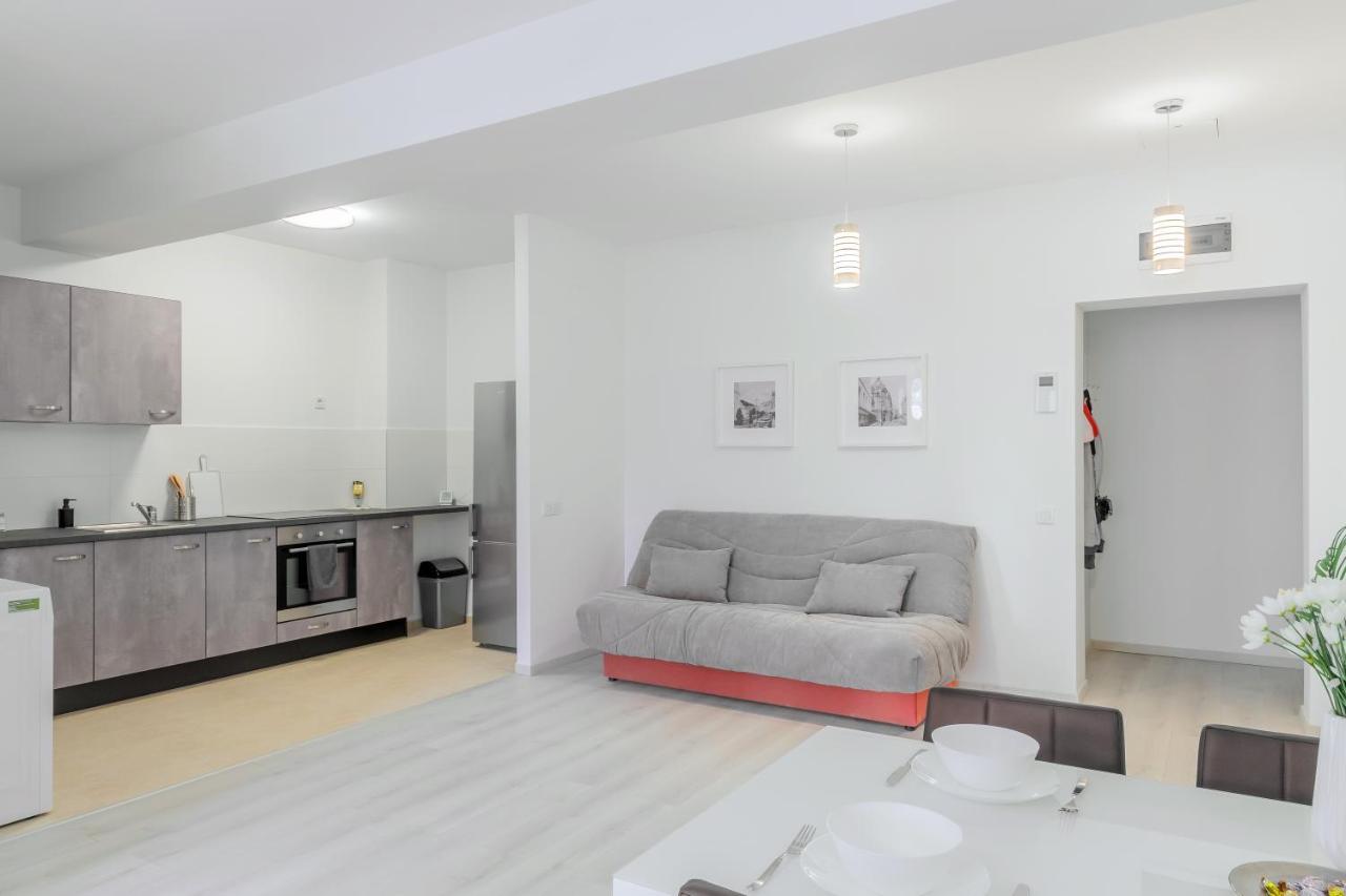 Atlas Unirii: Upscale Flats In The Heart Of Bucharest! Ngoại thất bức ảnh
