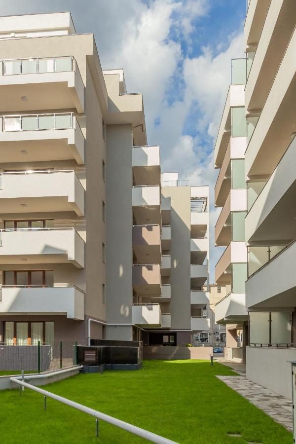Atlas Unirii: Upscale Flats In The Heart Of Bucharest! Ngoại thất bức ảnh